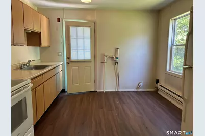 2-4 Concord Court #4, Groton, CT 06340 - Photo 4