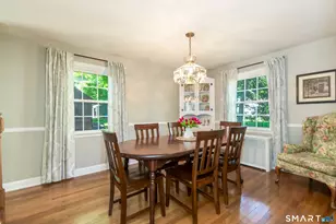 22 Elizabeth St, Trumbull, CT 06611 - Photo 10