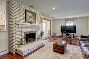 43 Raynor St, Southington, CT 06489 - Photo 2