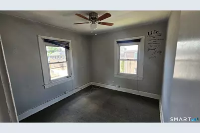 7 Horace Street, Bridgeport, CT 06610 - Photo 10