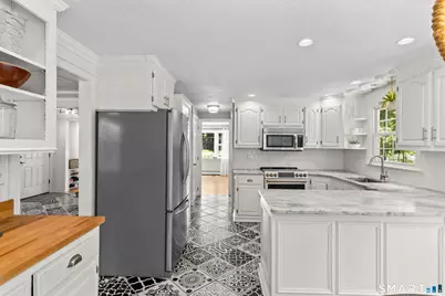 139 Craigemore Circle, Avon, CT 06001 - Photo 14