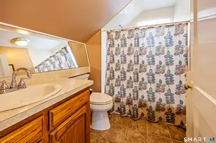80 Pearl St, Meriden, CT 06450 - Photo 30