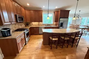 46 Hoseye Coach Rd, Newtown, CT 06470 - Photo 4