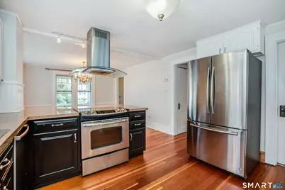 40 Vera Street, West Hartford, CT 06119 - Photo 18