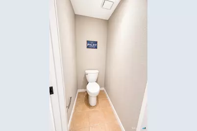 31 High Street #8202, East Hartford, CT 06118 - Photo 22