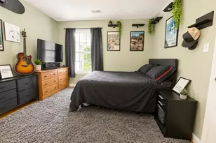 31 High St, East Hartford, CT 06118 - Photo 10