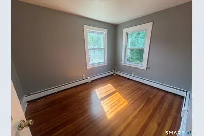 10 Bank Street, Manchester, CT 06040 - Photo 10