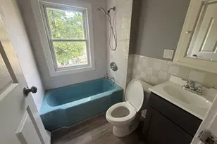 10 Bank St, Manchester, CT 06040 - Photo 14