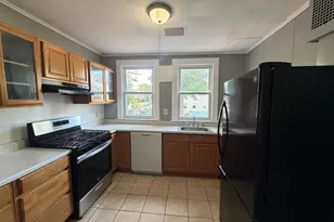 10 Bank St, Manchester, CT 06040 - Photo 4