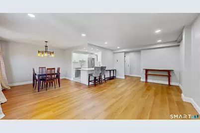 887 Farmington Avenue #2I, West Hartford, CT 06119 - Photo 6