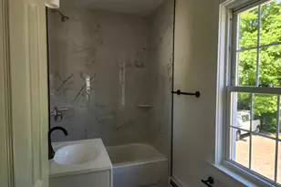 82 State St, Guilford, CT 06437 - Photo 6