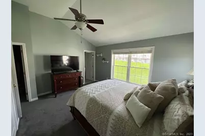 1305 Sienna Drive #1305, Danbury, CT 06810 - Photo 10