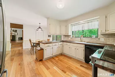 6 Arapaho Road, Brookfield, CT 06804 - Photo 12
