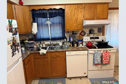 687-689 West Main Street, Branford, CT 06405 - Photo 8