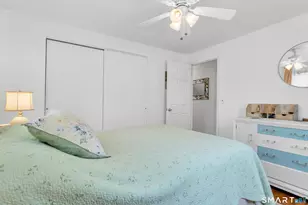 675 Bradley St, East Haven, CT 06512 - Photo 26