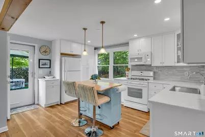 675 Bradley Street, East Haven, CT 06512 - Photo 20