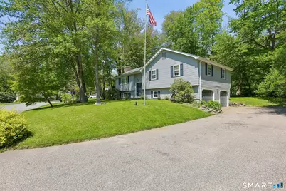 29 Ravenwood Road, North Stonington, CT 06359 - Photo 2