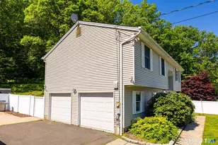 477 Waterbury Rd, Bristol, CT 06010 - Photo 34