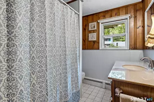 32 Cubles Dr, East Lyme, CT 06357 - Photo 14