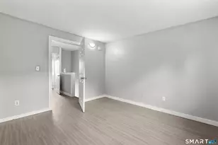 5 Manila Ave, Hamden, CT 06514 - Photo 14
