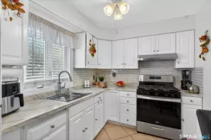 31-33 Plymouth St, Bridgeport, CT 06610 - Photo 16