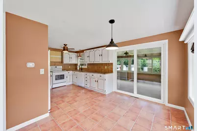 121 Dogwood Lane, South Windsor, CT 06074 - Photo 8