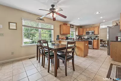 45 Wisteria Drive, Naugatuck, CT 06770 - Photo 14