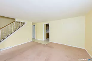 26 MacArthur Rd, North Haven, CT 06473 - Photo 8