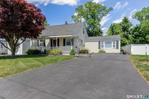 26 MacArthur Rd, North Haven, CT 06473 - Photo 1