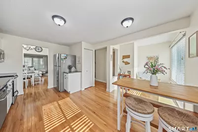 37 Old Mill Court #37, Simsbury, CT 06070 - Photo 22