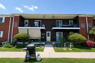 83 E Broadway, Milford, CT 06460 - Photo 16