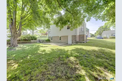 35 Bretton Road, Manchester, CT 06042 - Photo 6