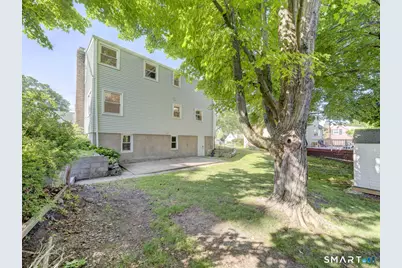 35 Bretton Road, Manchester, CT 06042 - Photo 8