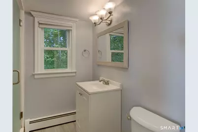 35 Bretton Road, Manchester, CT 06042 - Photo 32