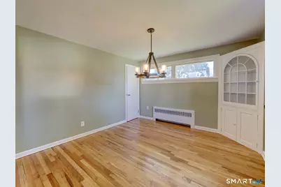 35 Bretton Road, Manchester, CT 06042 - Photo 16