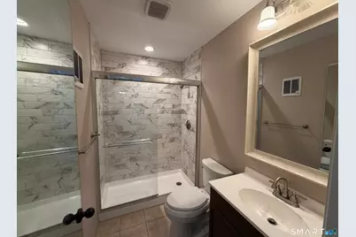 136 Deer Hill Avenue #C31, Danbury, CT 06810 - Photo 4