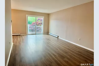 136 Deer Hill Avenue #C31, Danbury, CT 06810 - Photo 8