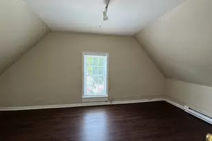 184 Pacific St, Bridgeport, CT 06604 - Photo 8