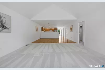 46 Elizabeth Circle #46, Newtown, CT 06482 - Photo 12