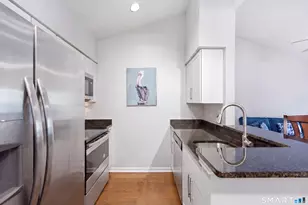 128 North St, Groton, CT 06340 - Photo 8