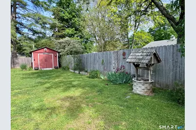 201 Southwest Avenue, Windsor Locks, CT 06096 - Photo 20