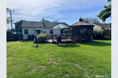 201 Southwest Avenue, Windsor Locks, CT 06096 - Photo 24