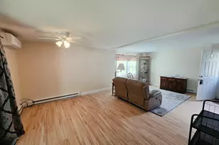 18 Meryl Ct, Groton, CT 06340 - Photo 4