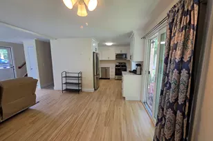 18 Meryl Ct, Groton, CT 06340 - Photo 4