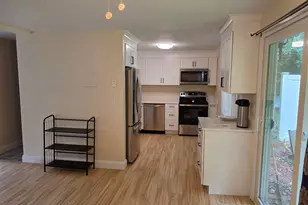 18 Meryl Ct, Groton, CT 06340 - Photo 6