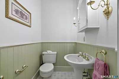 24 Lincoln Avenue, Norwich, CT 06360 - Photo 12