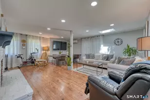 440 Chestnut Hill Ave, Waterbury, CT 06704 - Photo 6
