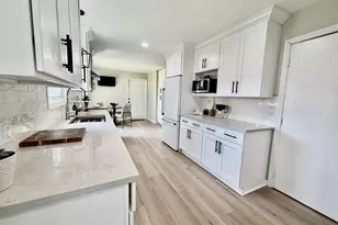 440 Chestnut Hill Ave, Waterbury, CT 06704 - Photo 8