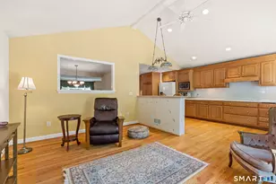 7 Banbury Rd, Simsbury, CT 06092 - Photo 12
