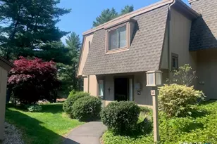 79 Mallard Dr, Farmington, CT 06001 - Photo 2